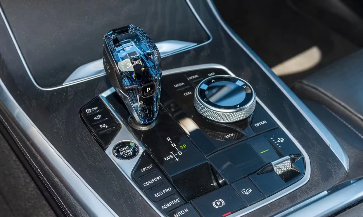 BMW X7 xDrive40i 2022 — vehicle gallery, photo 8