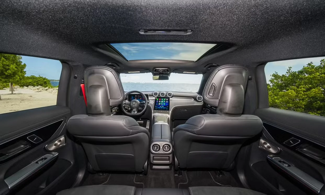 Mercedes-AMG GLC 63 S E Performance 2025 — vehicle gallery, photo 14